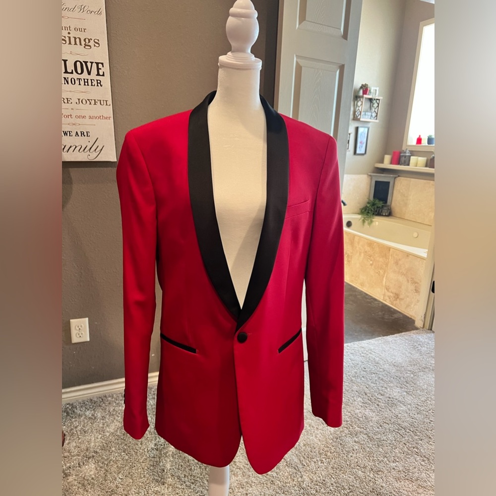 Red Tuxedo jacket 38 Long
